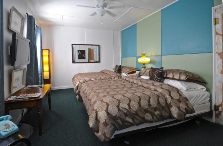 Double Suite