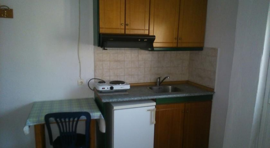 Dimitris Rooms