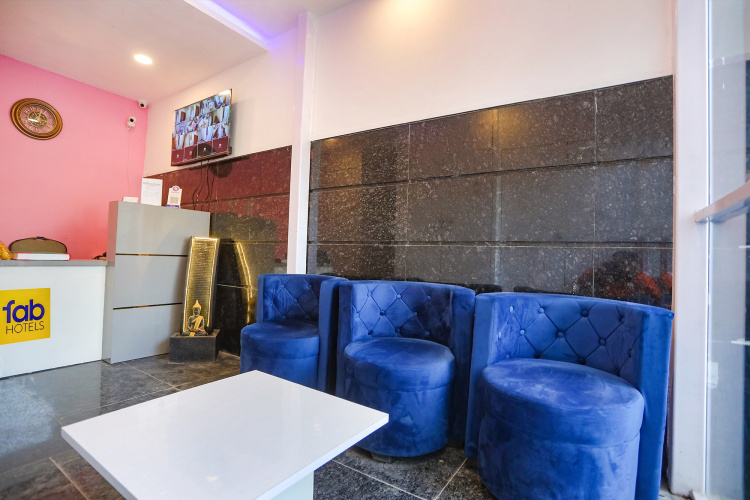 FabHotel F9 Noida Sector 27
