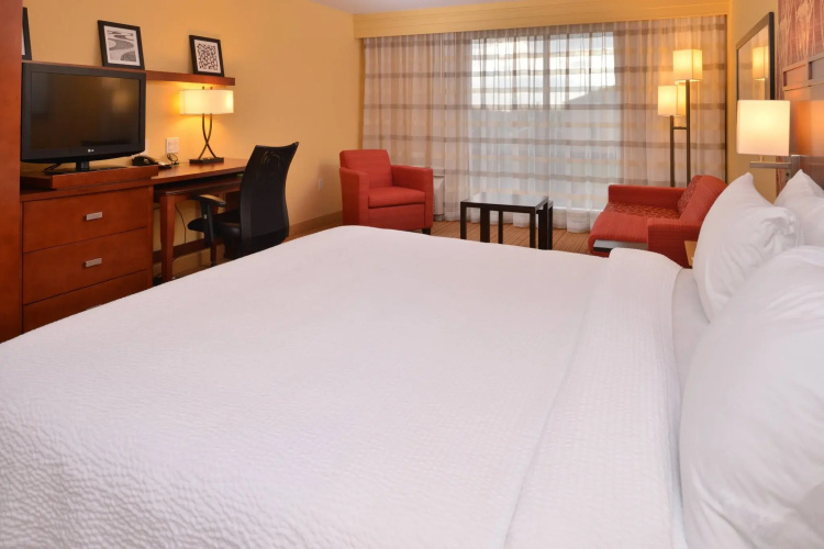 Courtyard by Marriott Burlington Mt. Holly Westampton