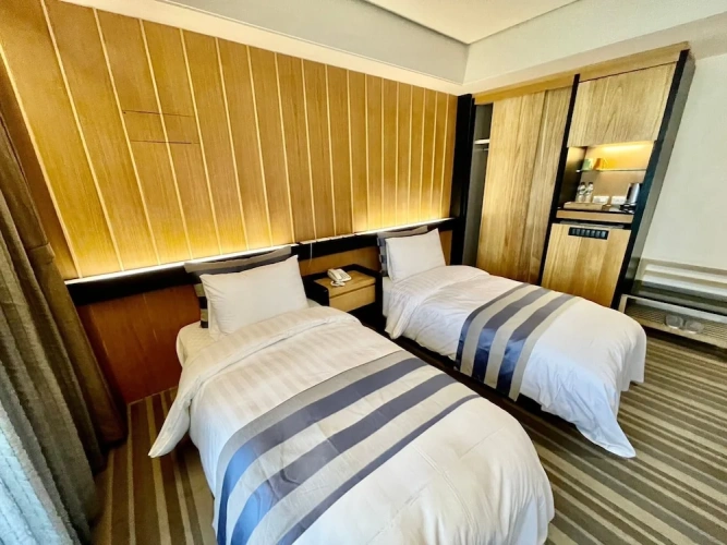 Standard Twin room
