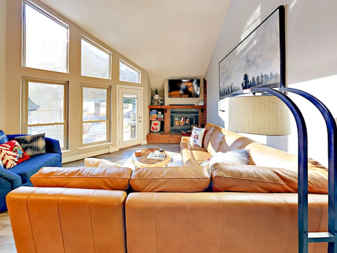 Creekside Gem #E-2 - 4 Br Townhouse