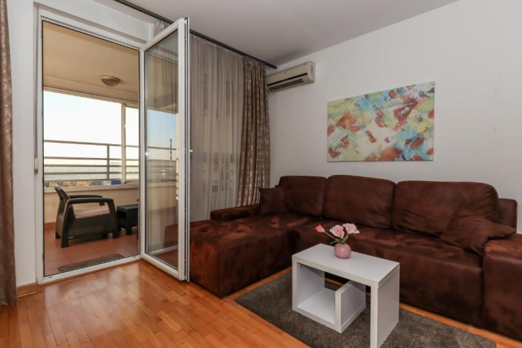 Apartment with balcony and with view