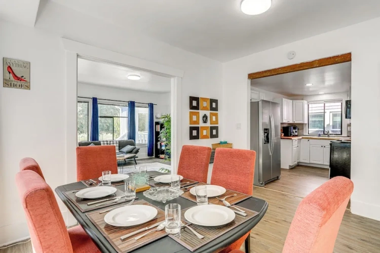 3 Bedrooms Cottage