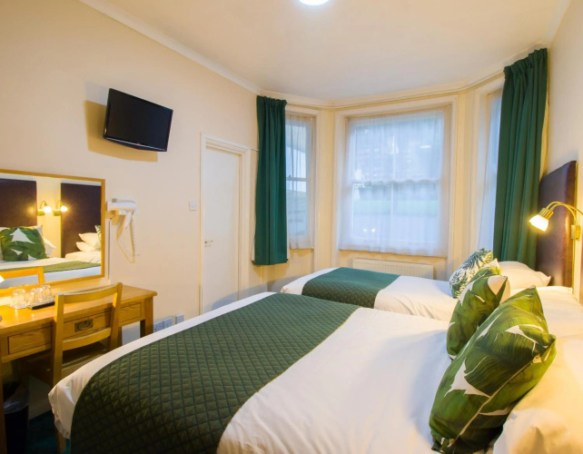 London Town Hotel