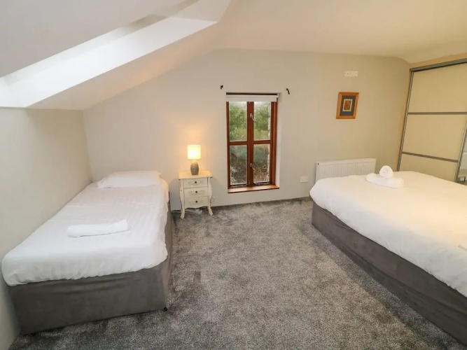 Lough Meela Lodge