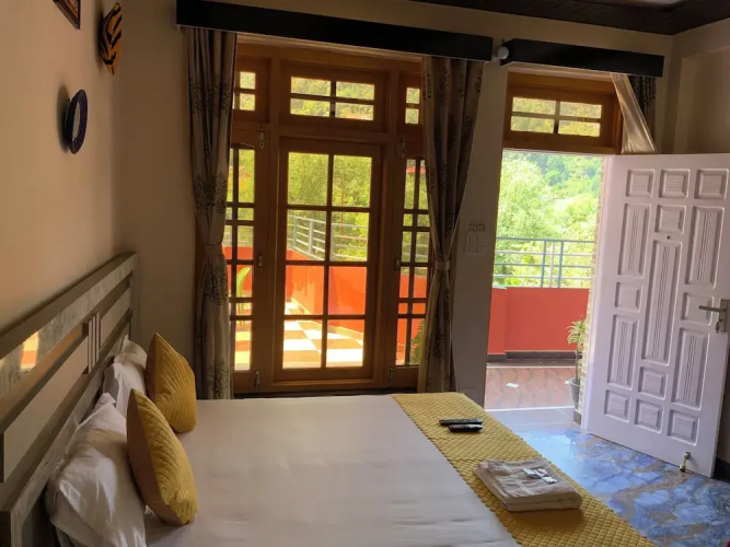Rock Mountain Homestay