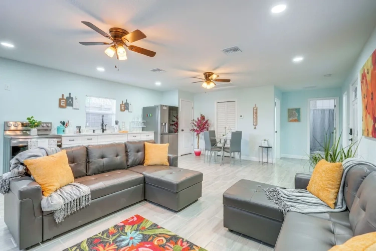2 Bedrooms Cottage