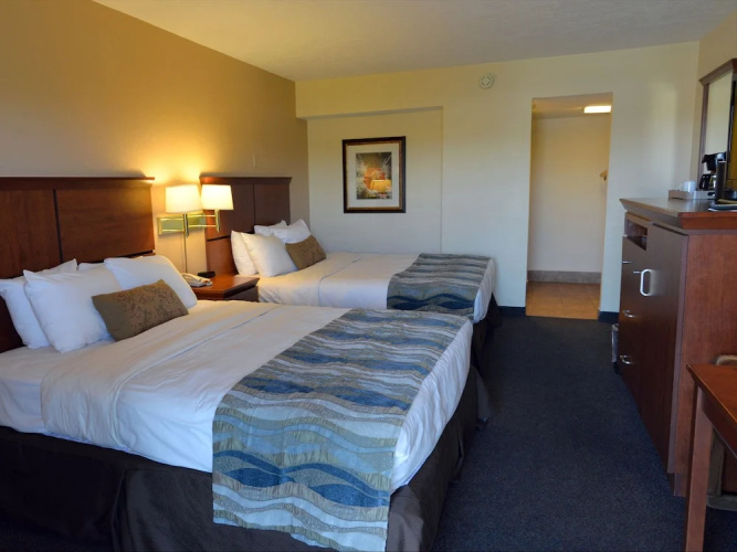 Elephant Butte Inn & Spa