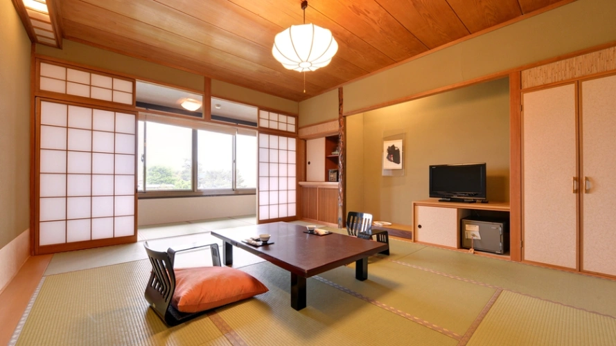 Standard room with lake view