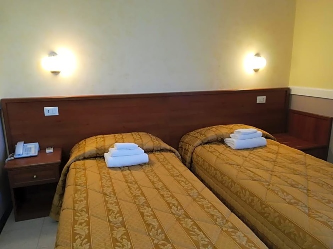 Standard Single room