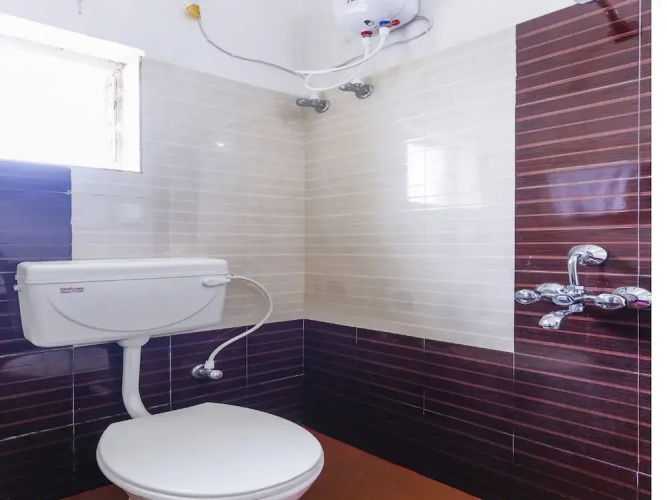 Creative Seashine by OYO Rooms