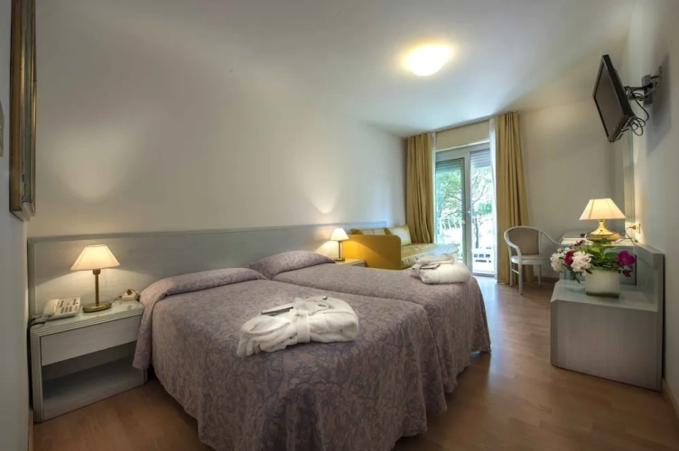 Standard Double room with balcony