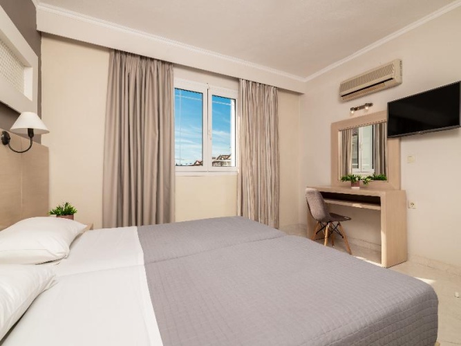 Standard Suite with balcony and with view
