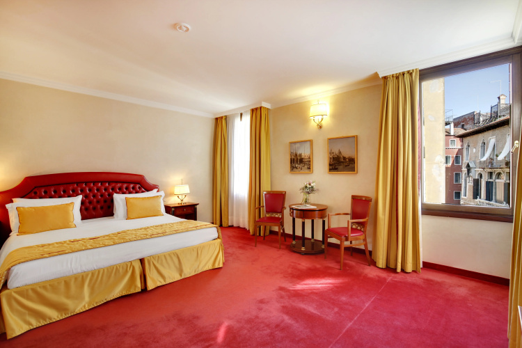Hotel Dona Palace