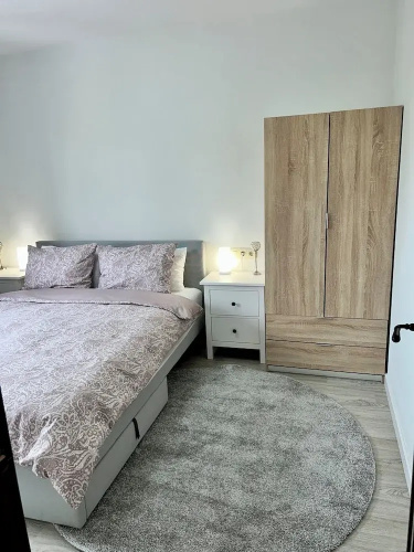 Hancinda Sleeps 4 With Free Parking