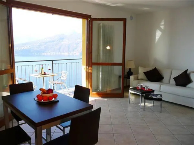 Vista d'Oro Ulivo Apt. 7