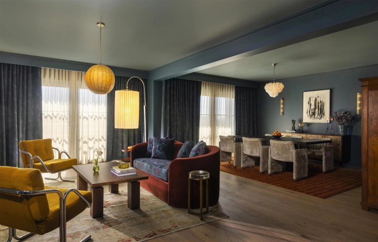 Penthouse Suite