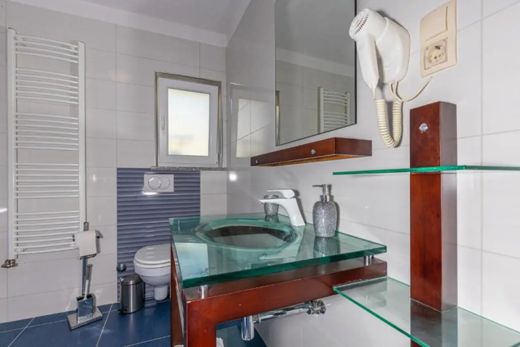 Apartments Sare