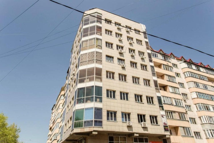 Apartment with view