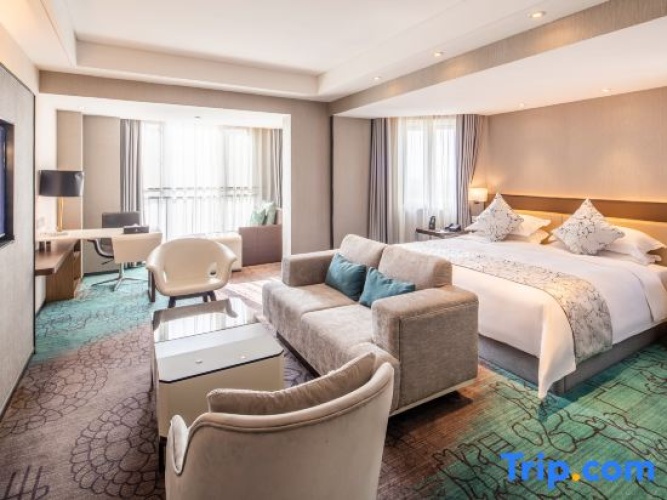 Deluxe Double Suite