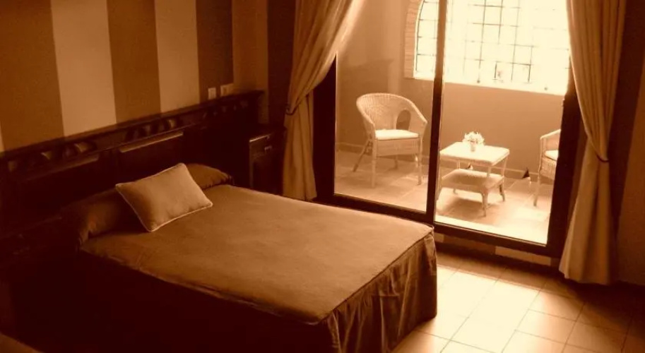 Hotel El Cruce