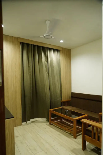 V1-One Bouteeque Hotel