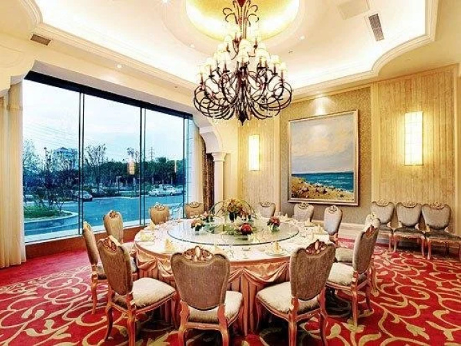 Xinyuan Holiday Hotel