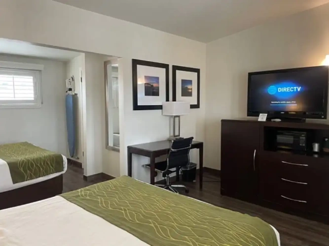 Deluxe Quadruple room