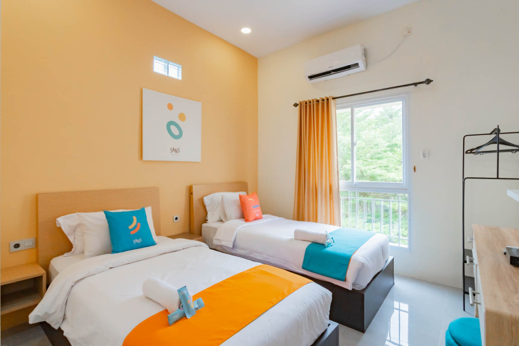Superior Twin room