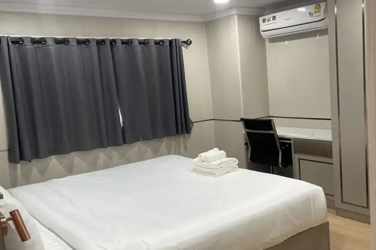 Tj 4711 Residence