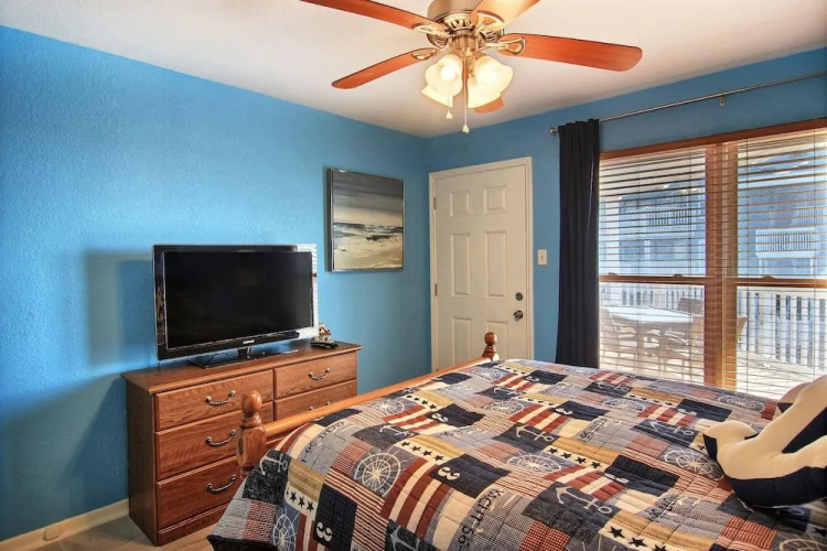 Pawsitively Perfect - 2 Br condo