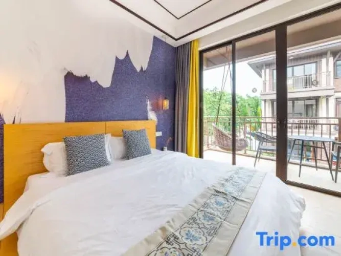 3 Bedrooms Apartment