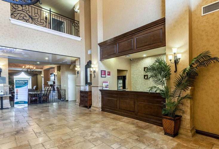 Comfort Suites Alamo - Riverwalk