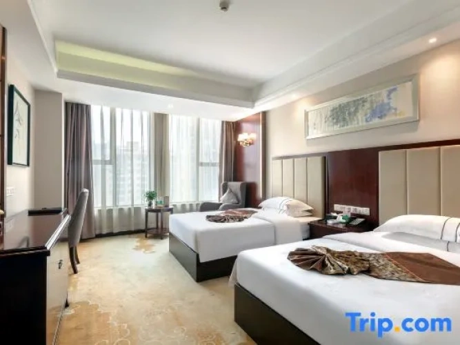 Double Suite