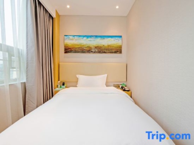 Standard Double room with bay view
