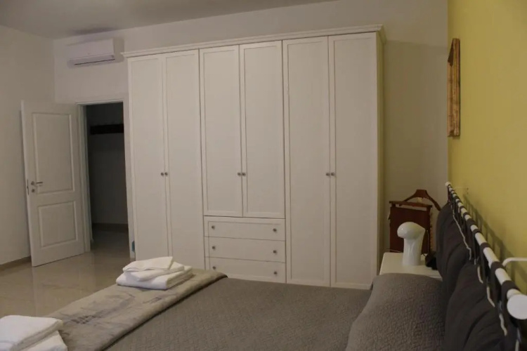 Carbonara Apartment