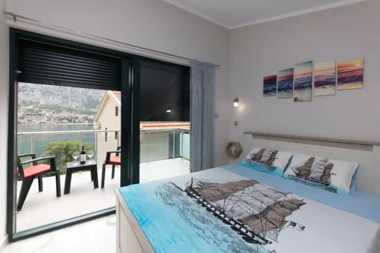 Fortress View apartment II