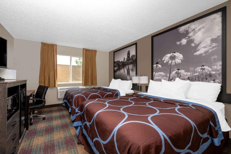 Standard Quadruple room
