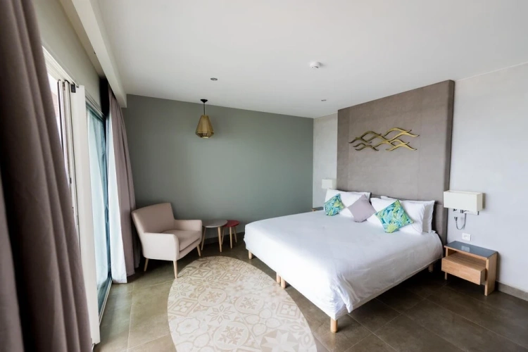 Deluxe room with ocean view