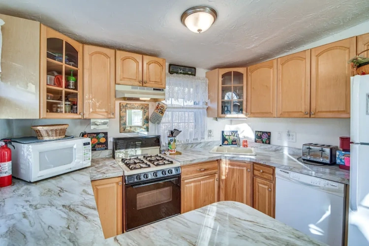 2 Bedrooms Cottage