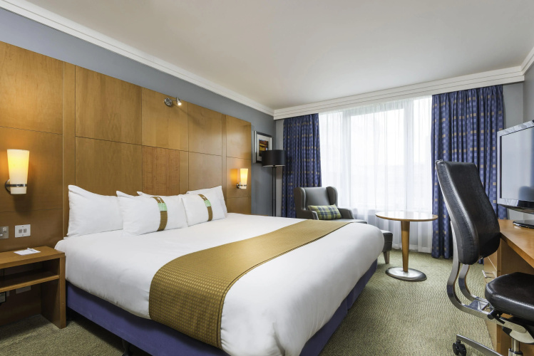 Holiday Inn Milton Keynes - Central by IHG