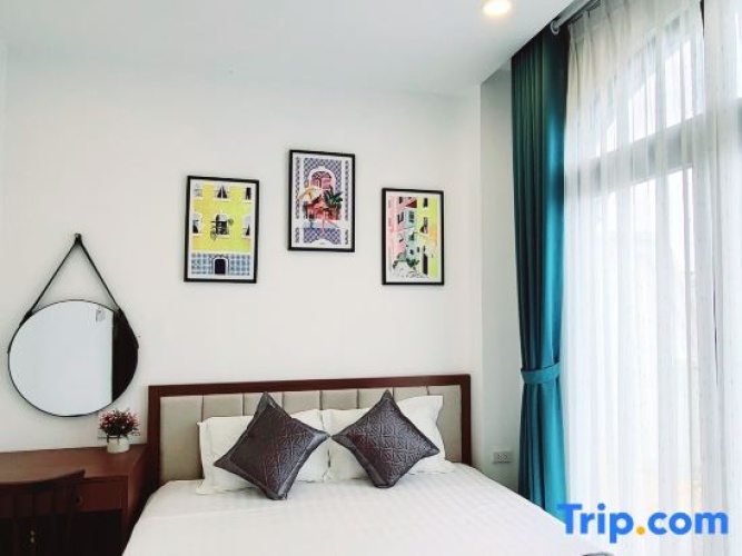 Standard Double room with city view