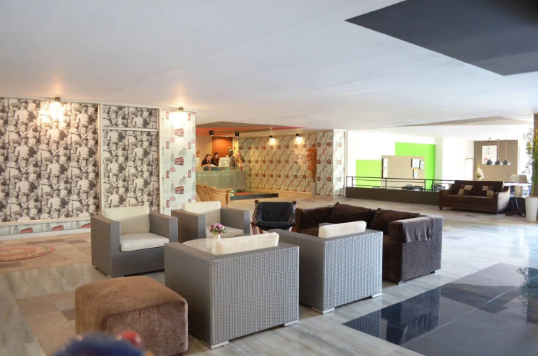 Lancelot Residence