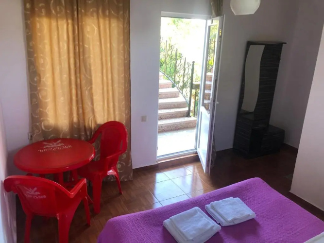 Guest House GIO 350
