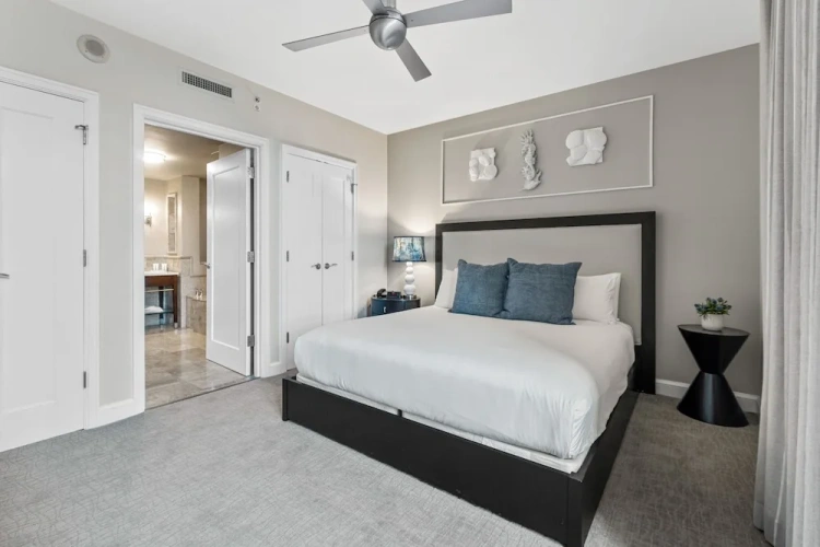 1 Bedroom Luxury Double Suite with balcony and with view