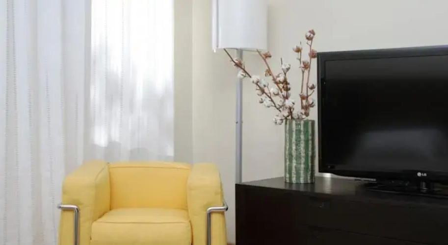 Spanish Steps Suite