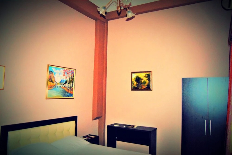 VILA LILI Guest House - Berat