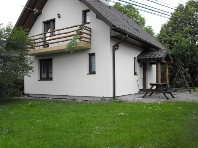 2 Bedrooms Chalet