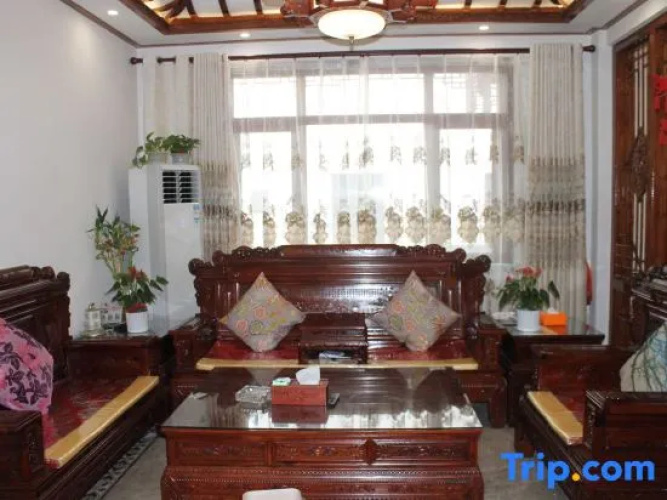 Yunsu Hotel